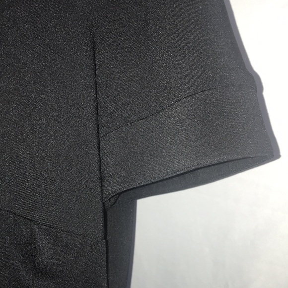 Torrid Keyhole Ruffled Top - Picture 4 of 6